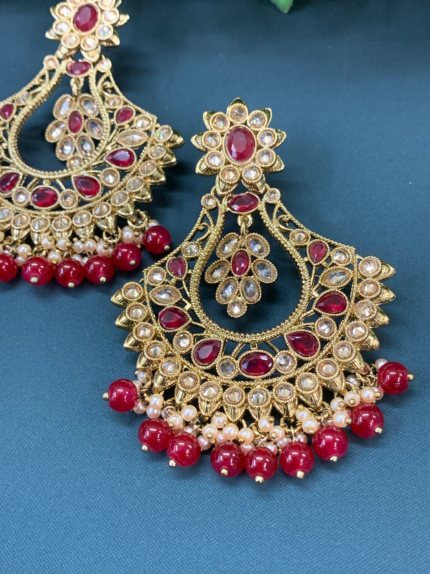 Amaya polki Chandbali no tikka maroon red / burgundy