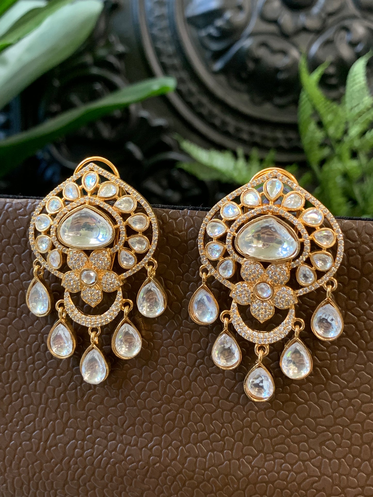 Mou moissanite Kundan stud earring