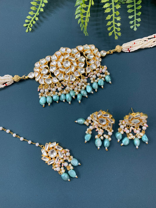 Moushumi pachi kundan choker in gold / real pearl