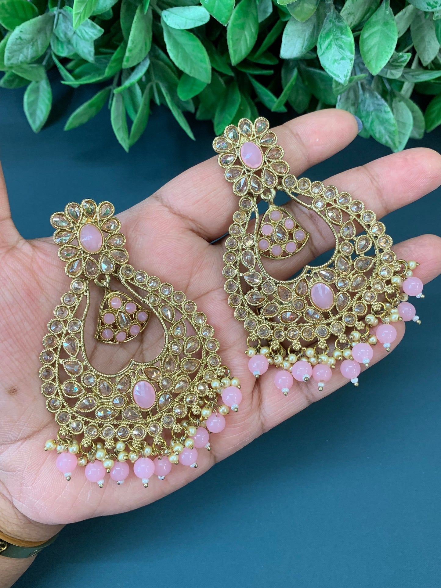 Doli polki Chandbali no tikka antique gold/ pink
