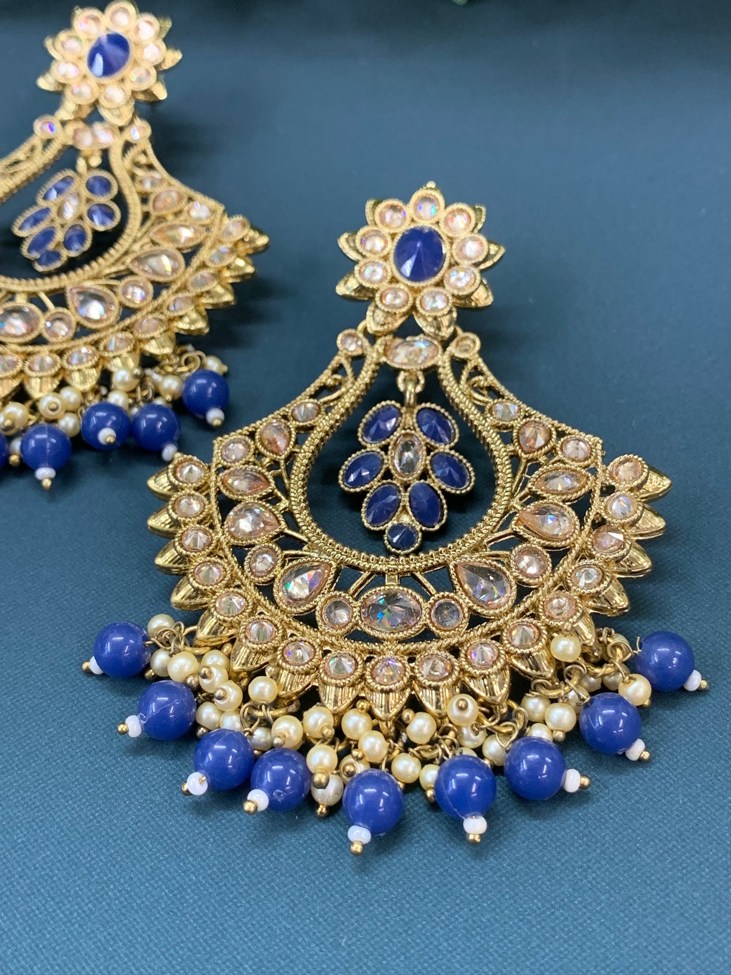 Amaya polki Chandbali no tikka navy blue