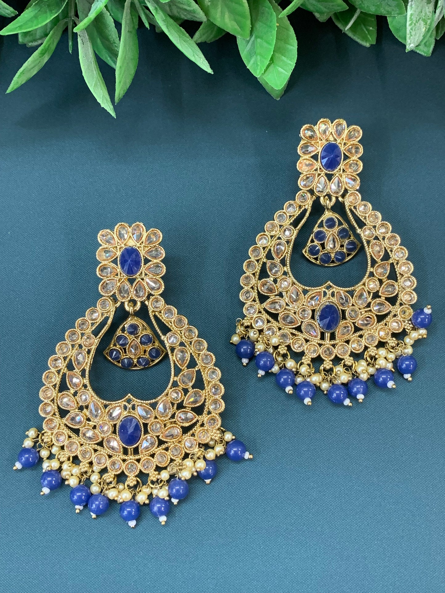 Doli polki Chandbali no tikka antique gold/navy blue