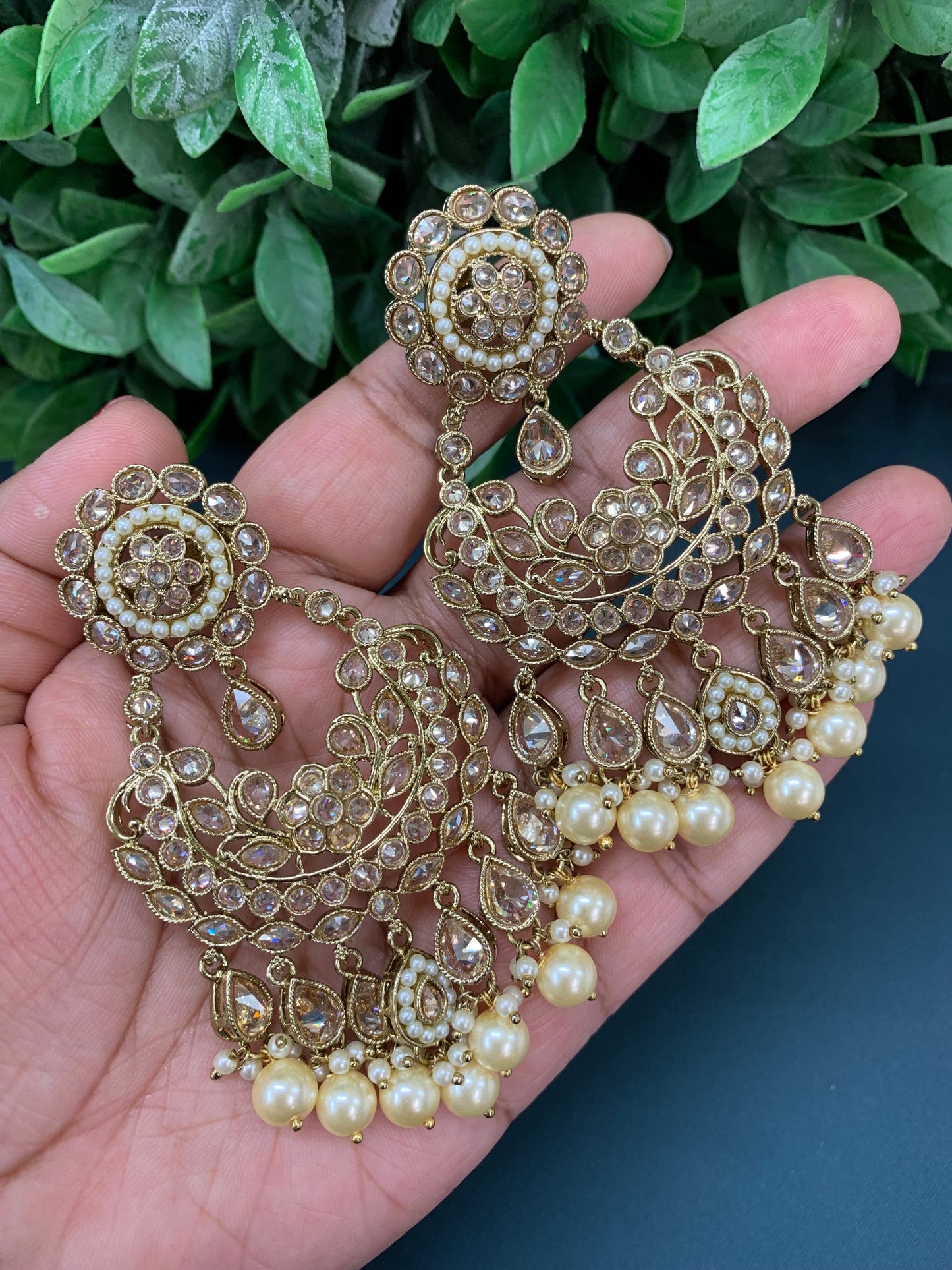 Sophia polki jhumki earring antique polk/ gold / pearl