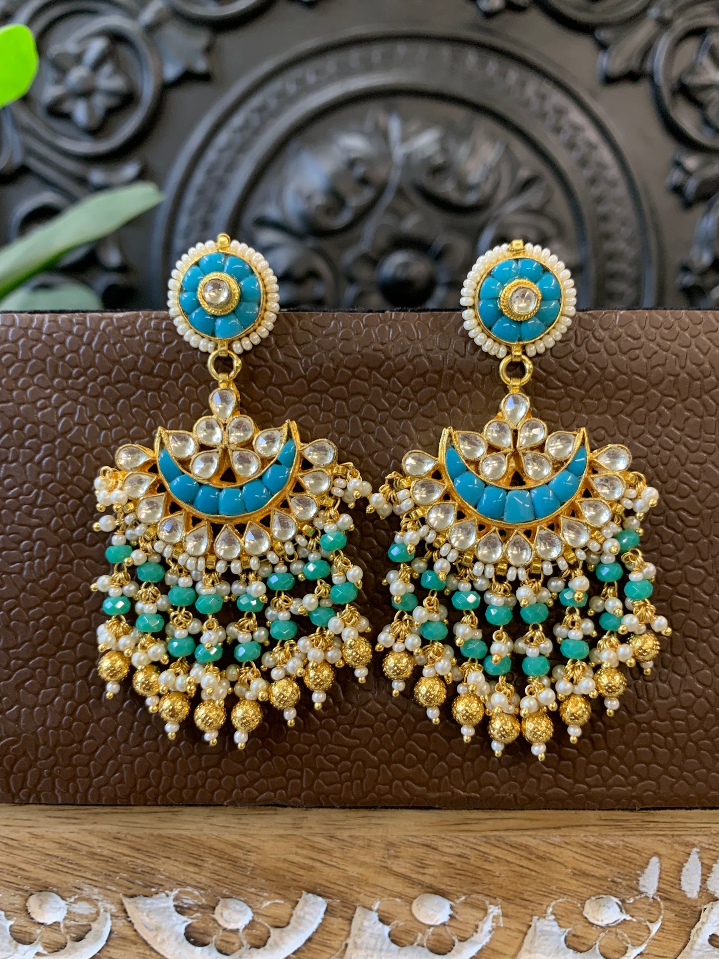 Leslie pachi Kundan chandbali earring small to medium size phirozi