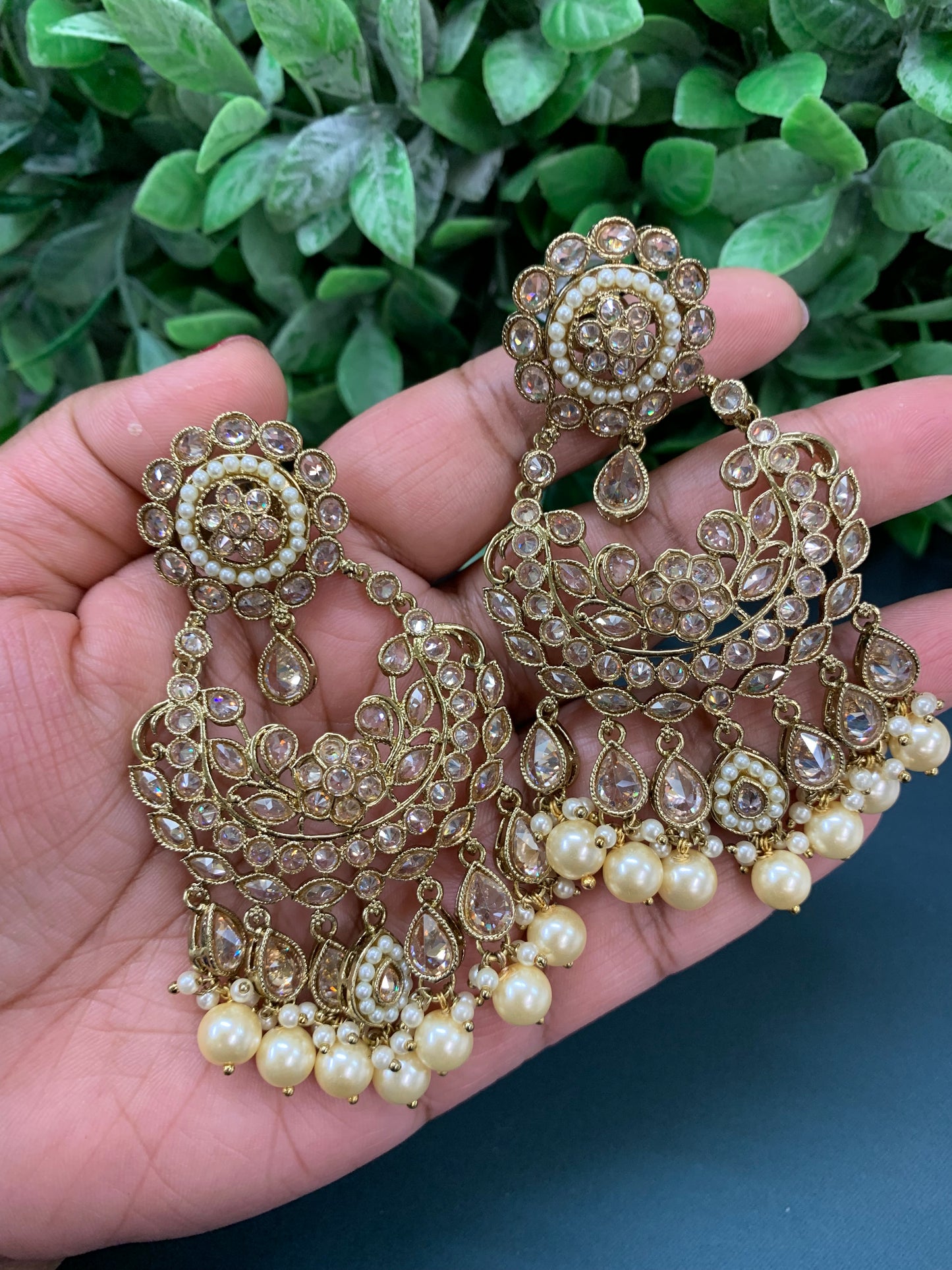 Sophia polki jhumki earring antique polk/ gold / pearl