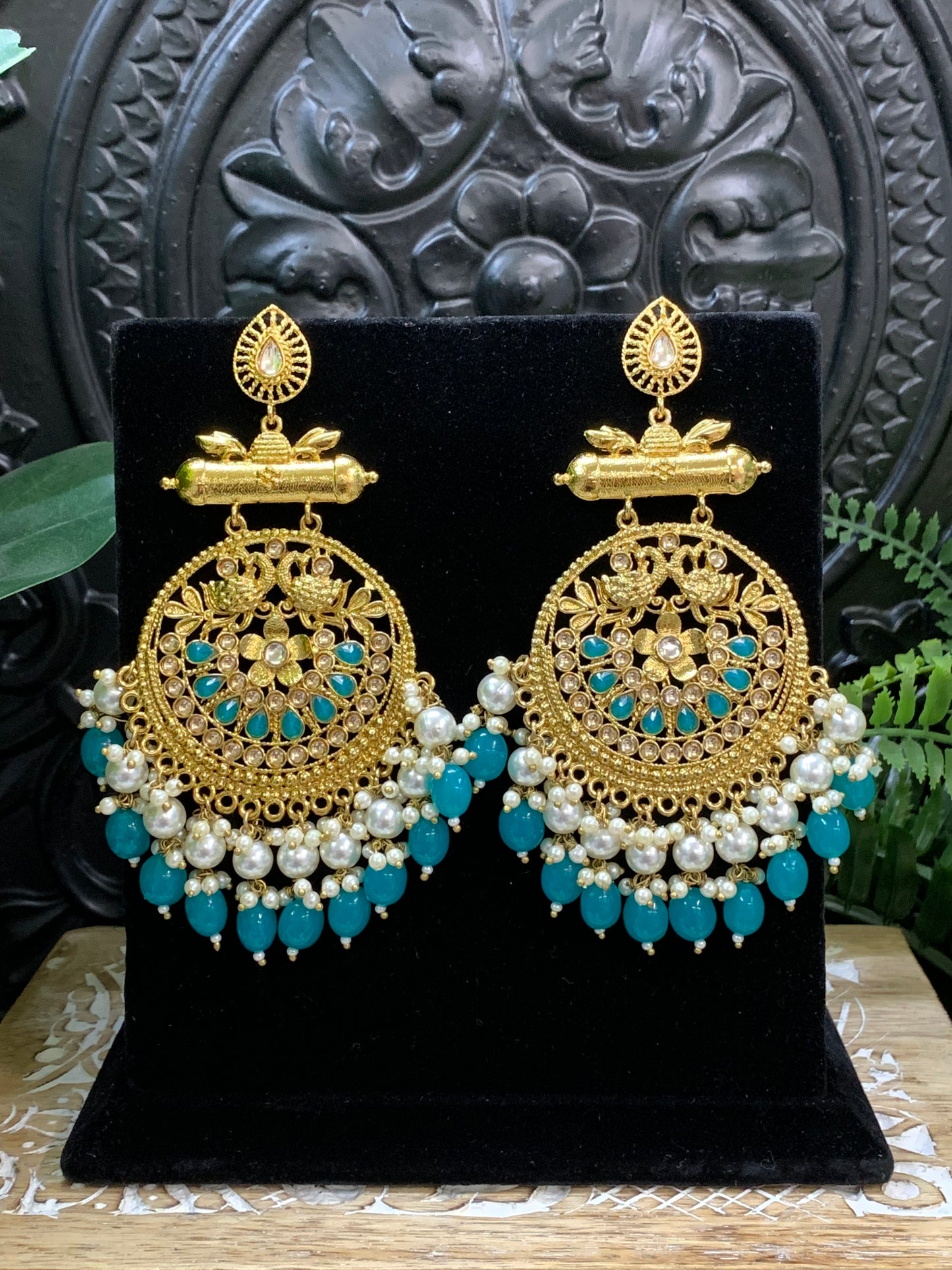 Lilly fashion earring pastel teal green