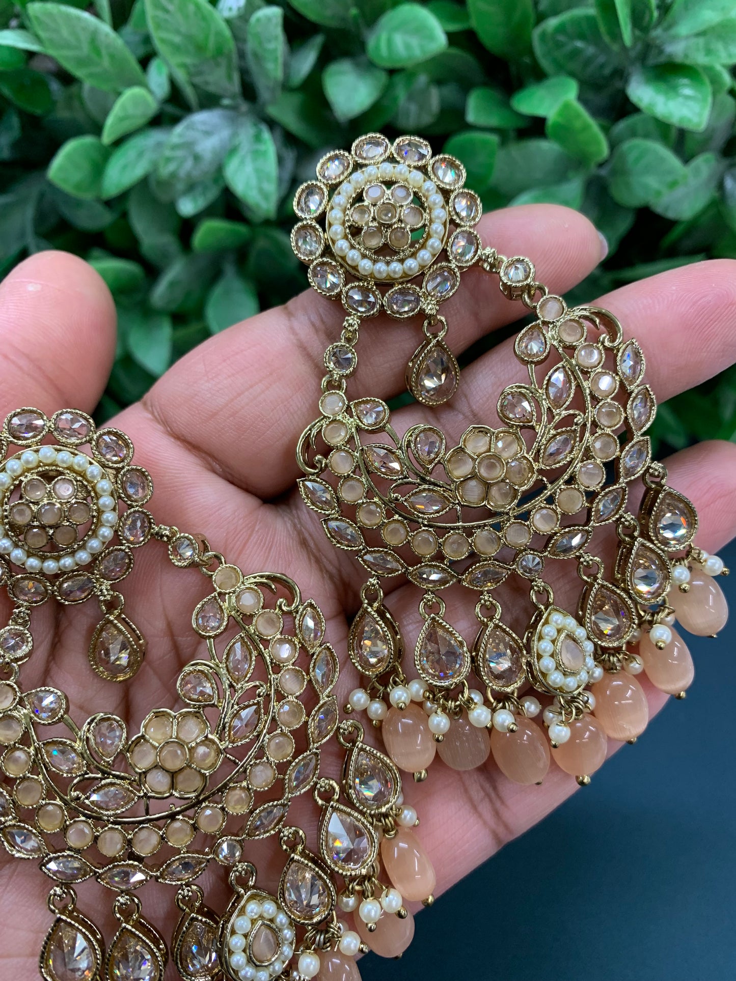 Sophia polki jhumki earring antique polk/ gold /nude peach