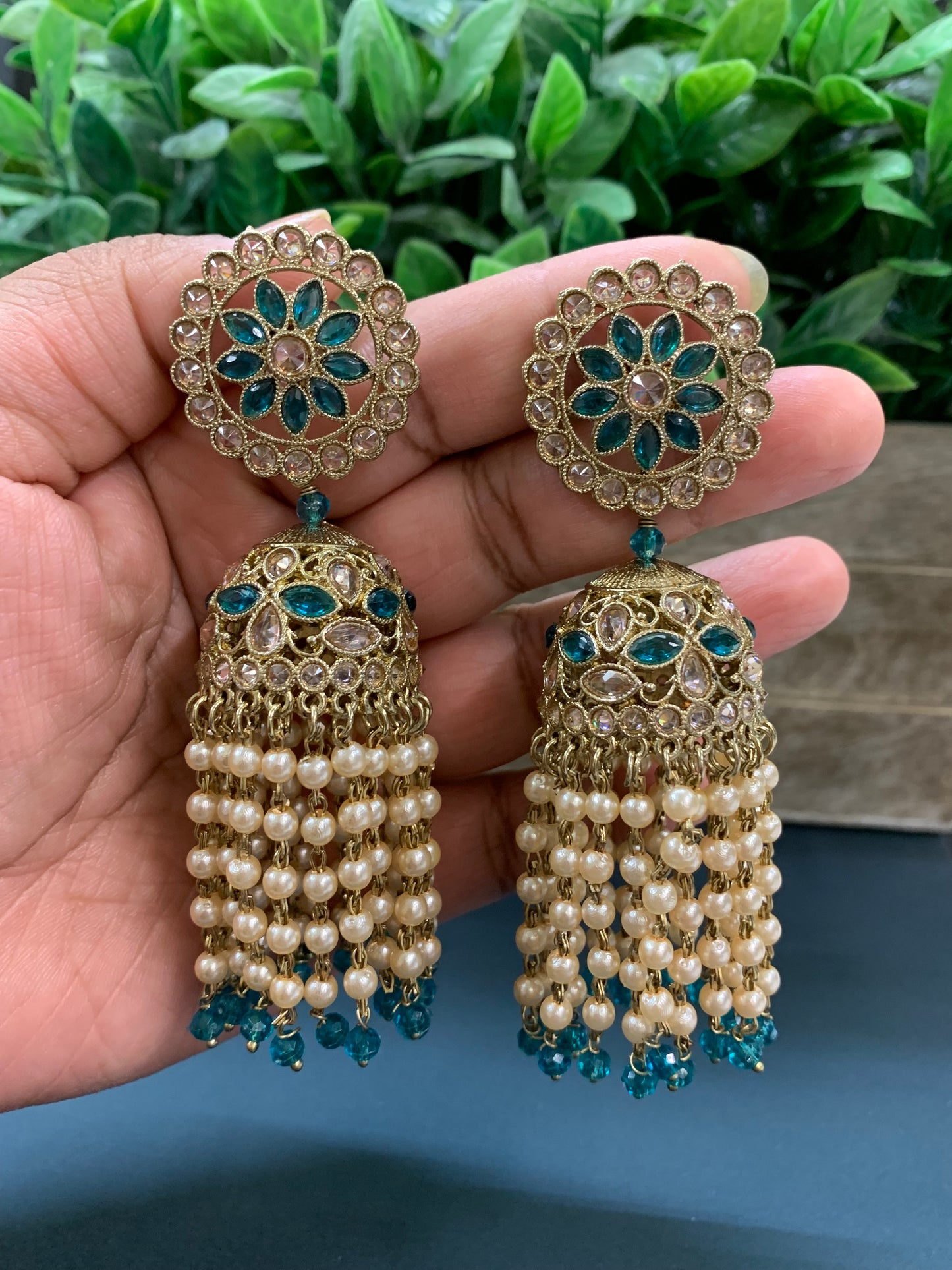 Mohua polki statement jhumki earring antique polki/teal green/pearl