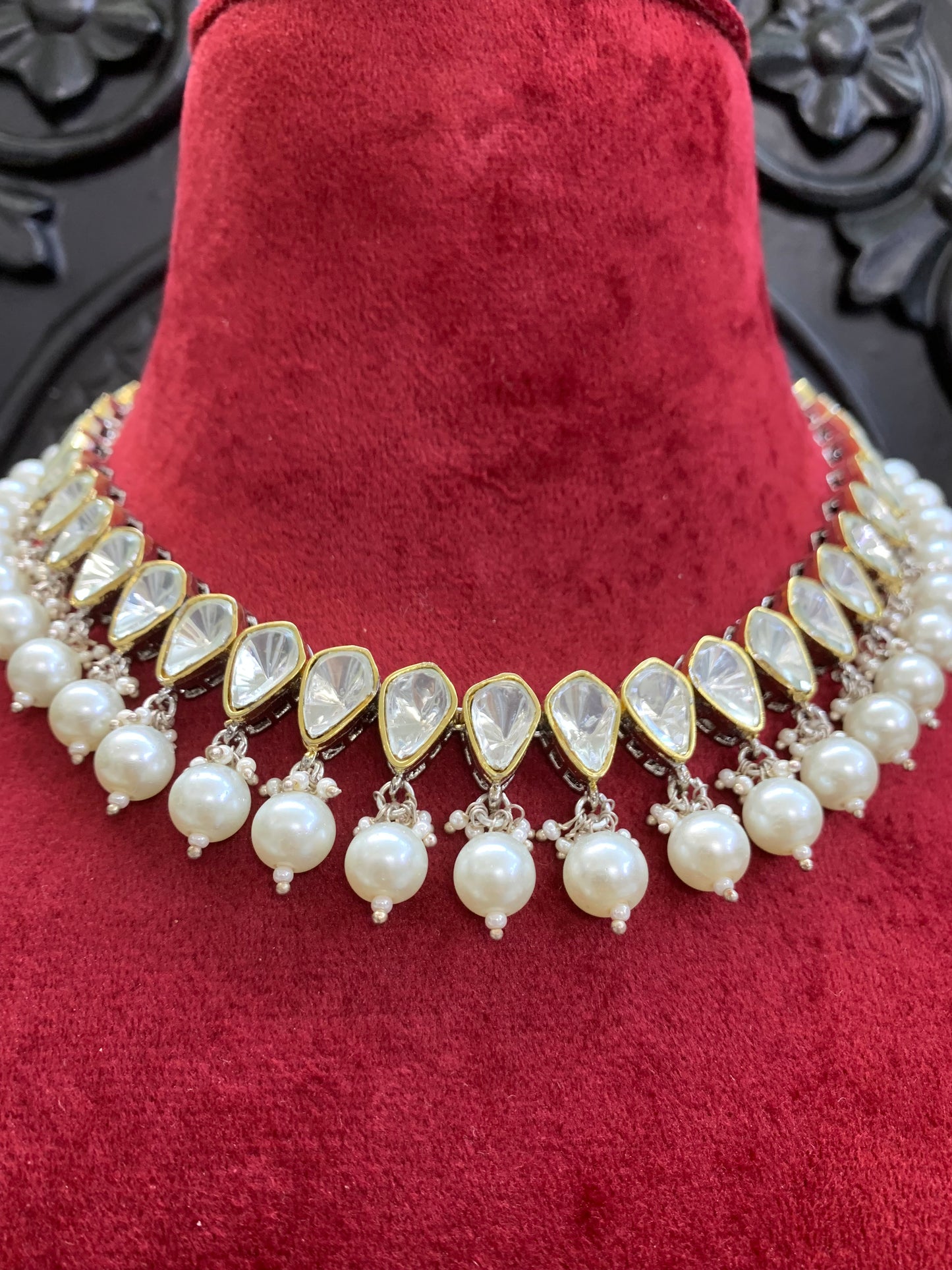 Amaya kundan choker / necklace