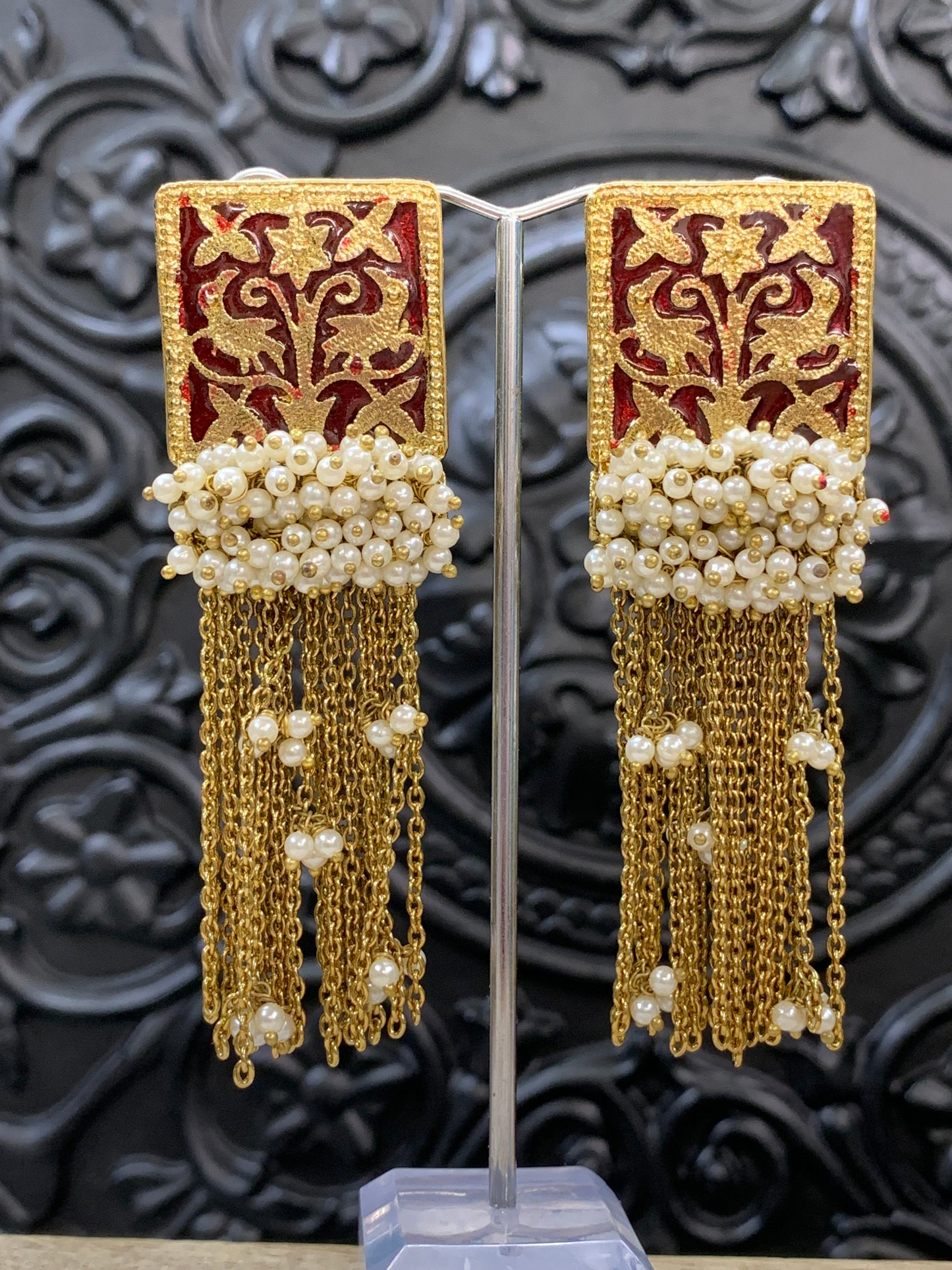 Arora Meena earring antique gold maroon red