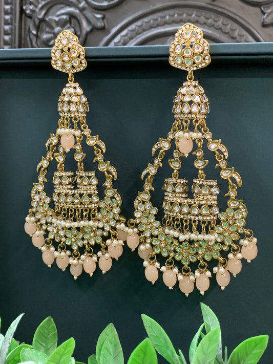 Nicole kundan fashion statement earring set gold/peach