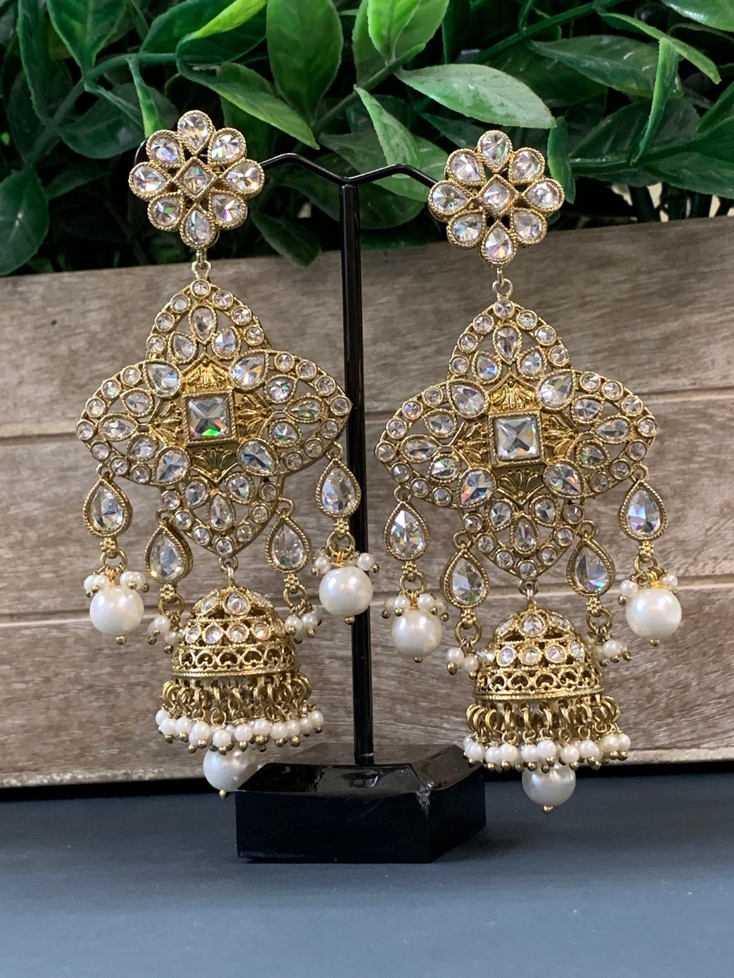 Katha polki jhumki earring antique polk/ gold / clear green