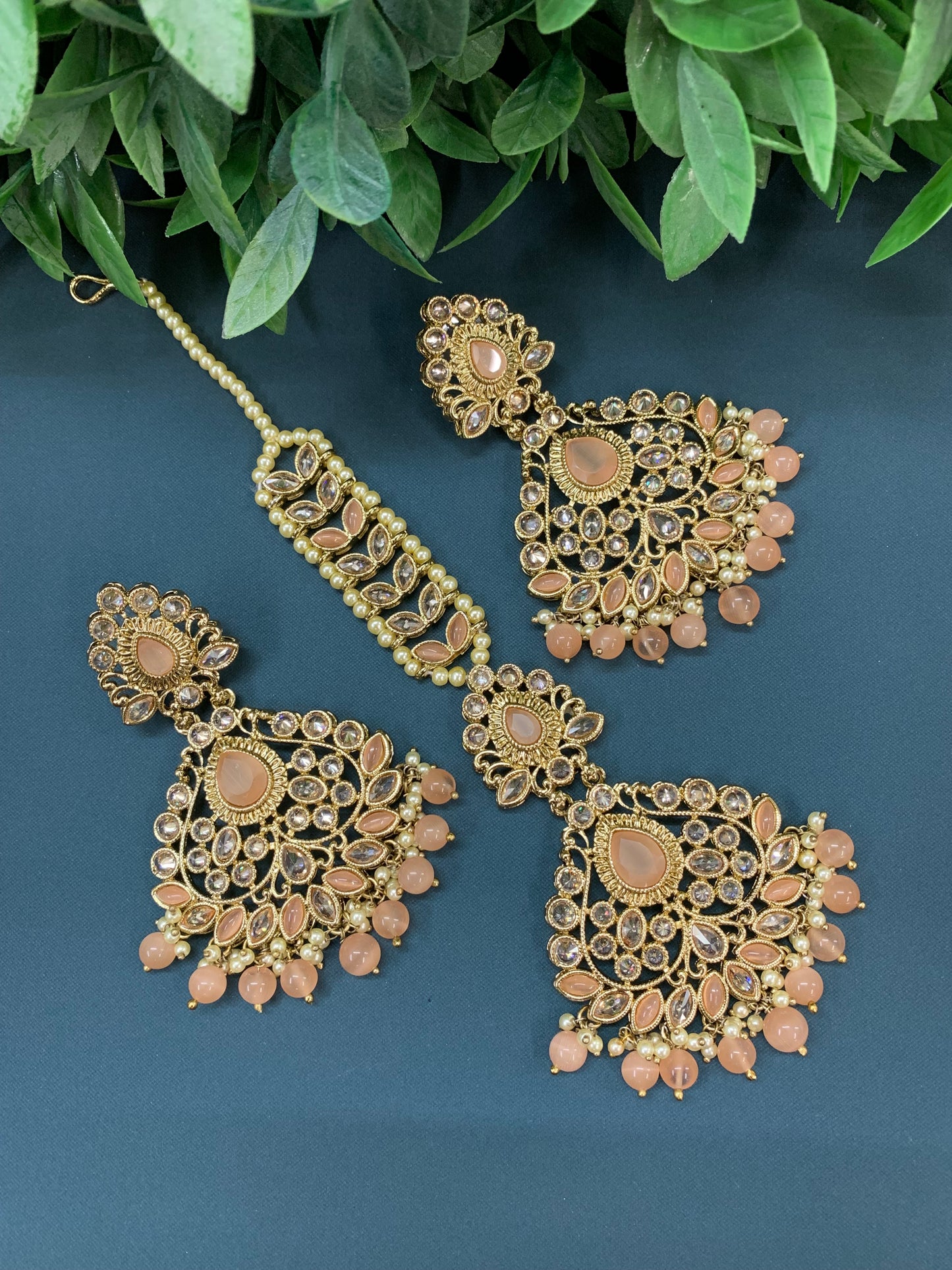 Ravina reverse polki earring tikka set with pearl and nude peach glass drop
