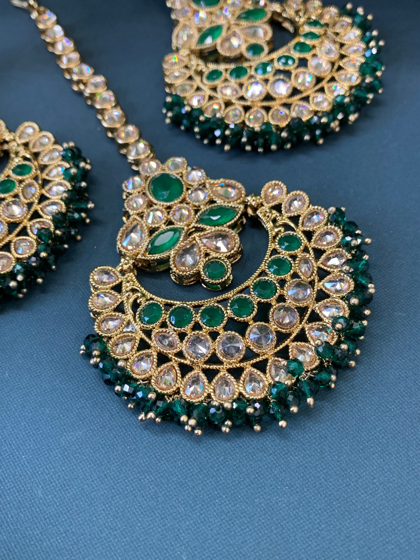 Erin reverse popki tikka set chandbali style emerald green