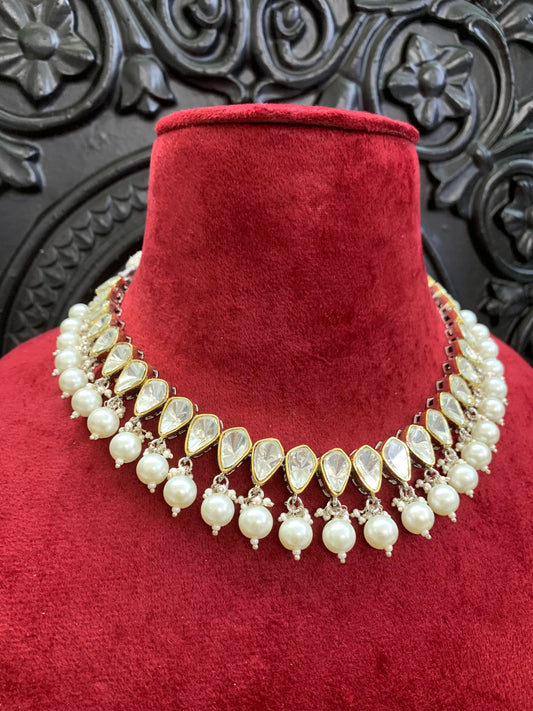 Amaya kundan choker / necklace