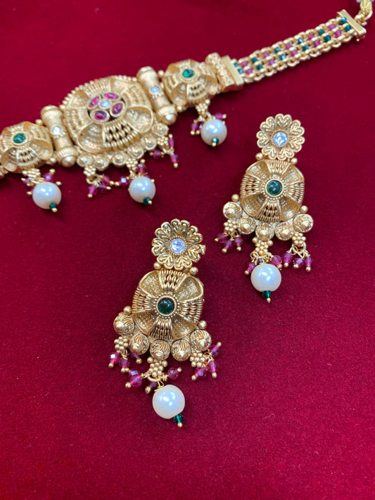 Temple choker necklace with matching earring