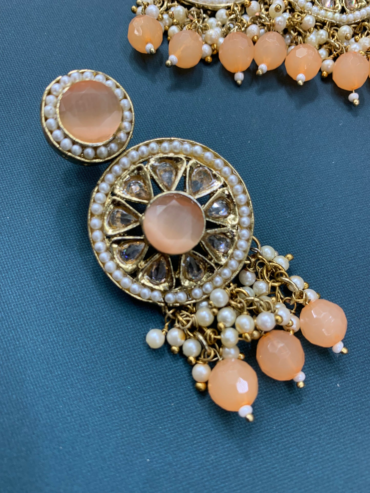 Ayesha polki choker in antique and peach