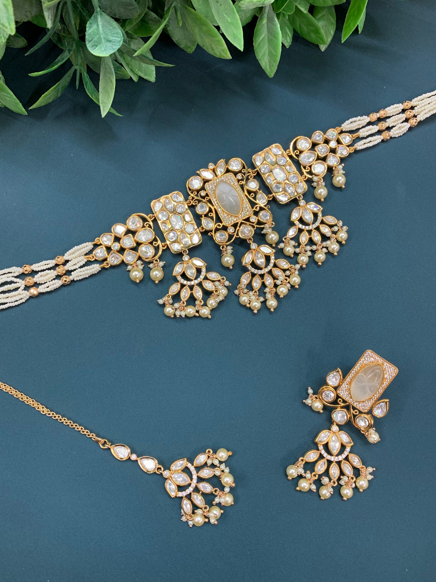 Kundan choker Shammi