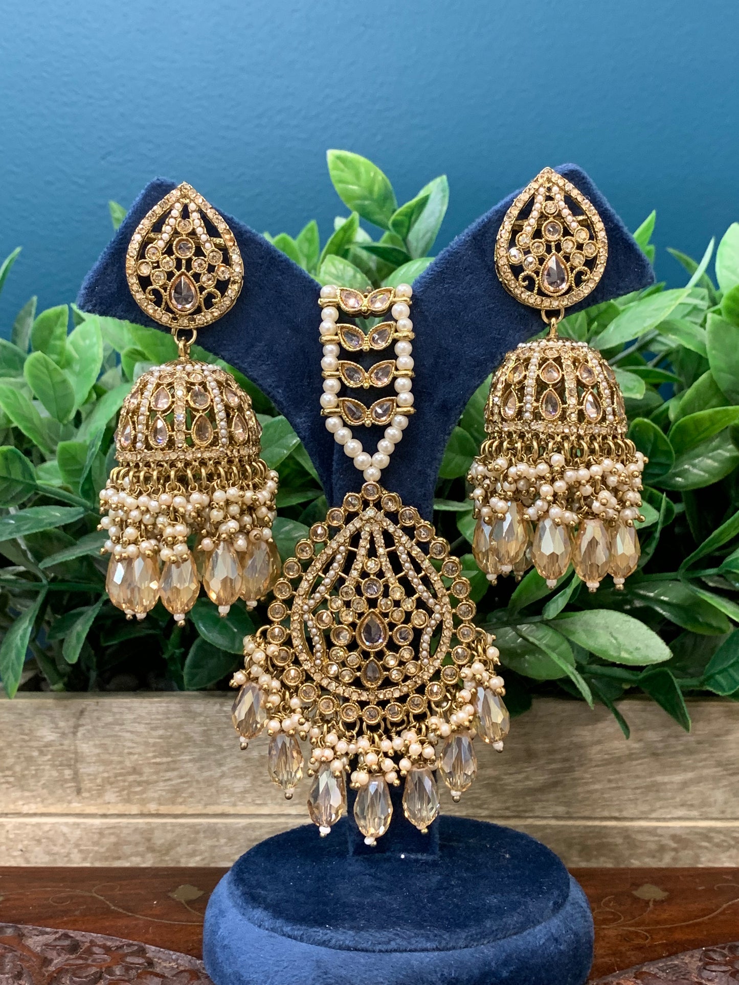Savana Jhumka/ jhumki tikka set in champagne gold