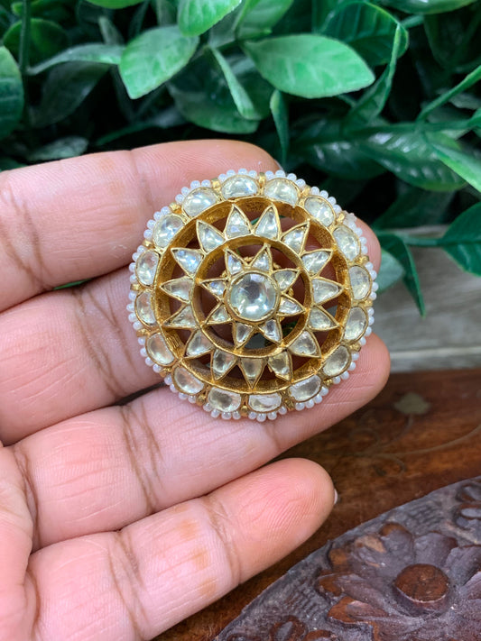 Madhabi pachi kundan ring
