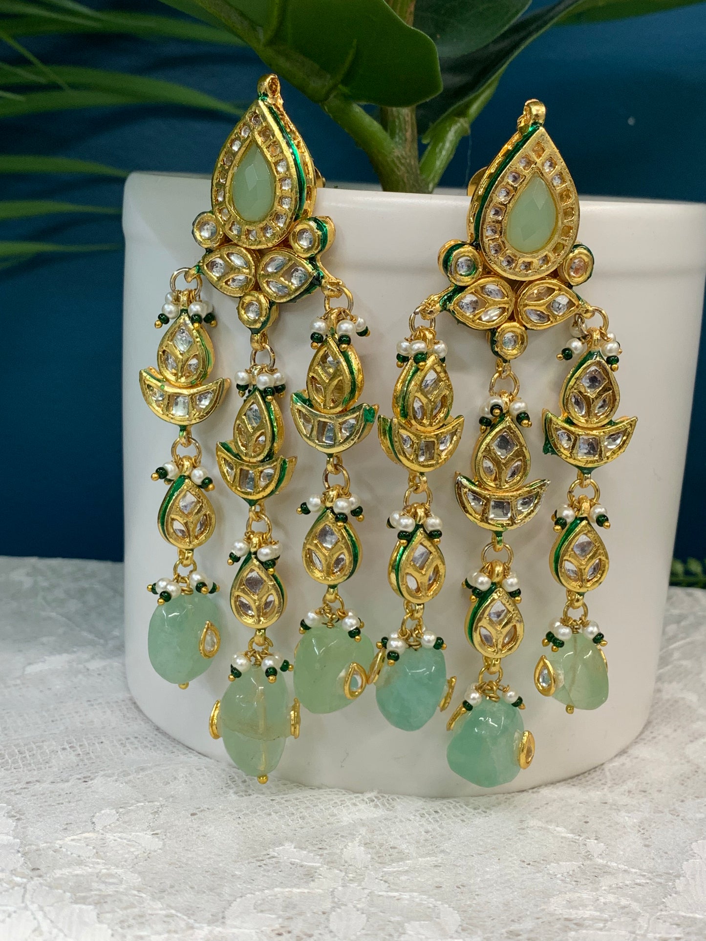 Jasleen Kundan chandbali earring mint