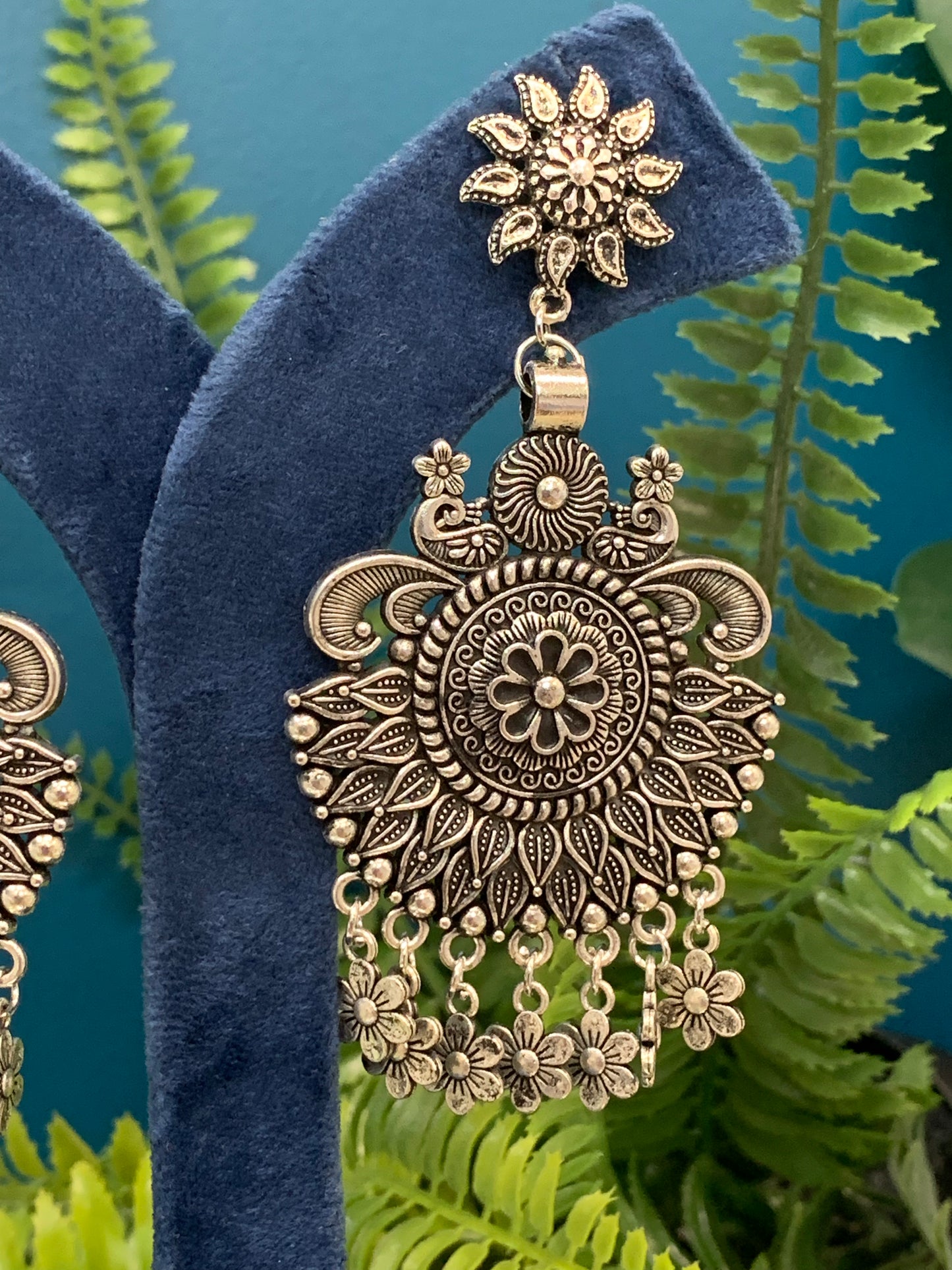 Black metal oxi German silver jhumki earring