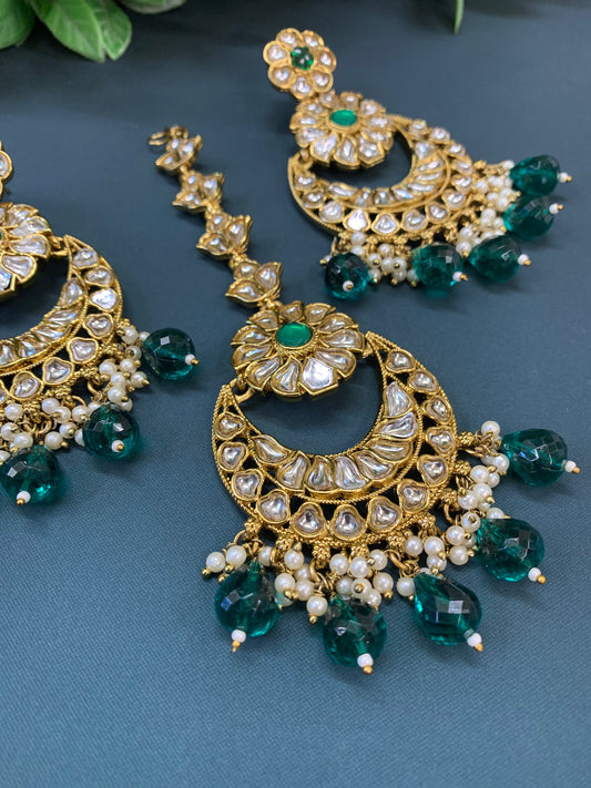 Manjot kundan earring tikka set emerald green