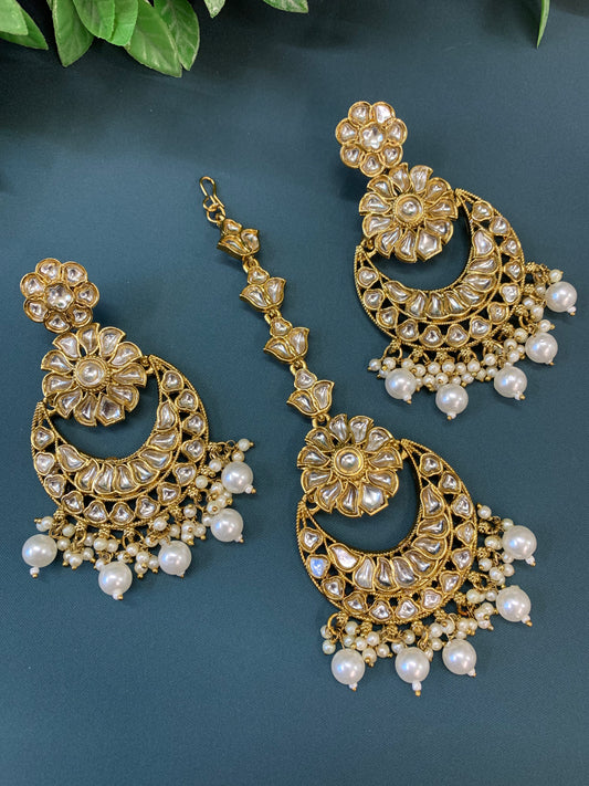 Manjot kundan earring tikka set pearl / gold