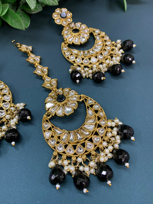 Manjot kundan earring tikka set black