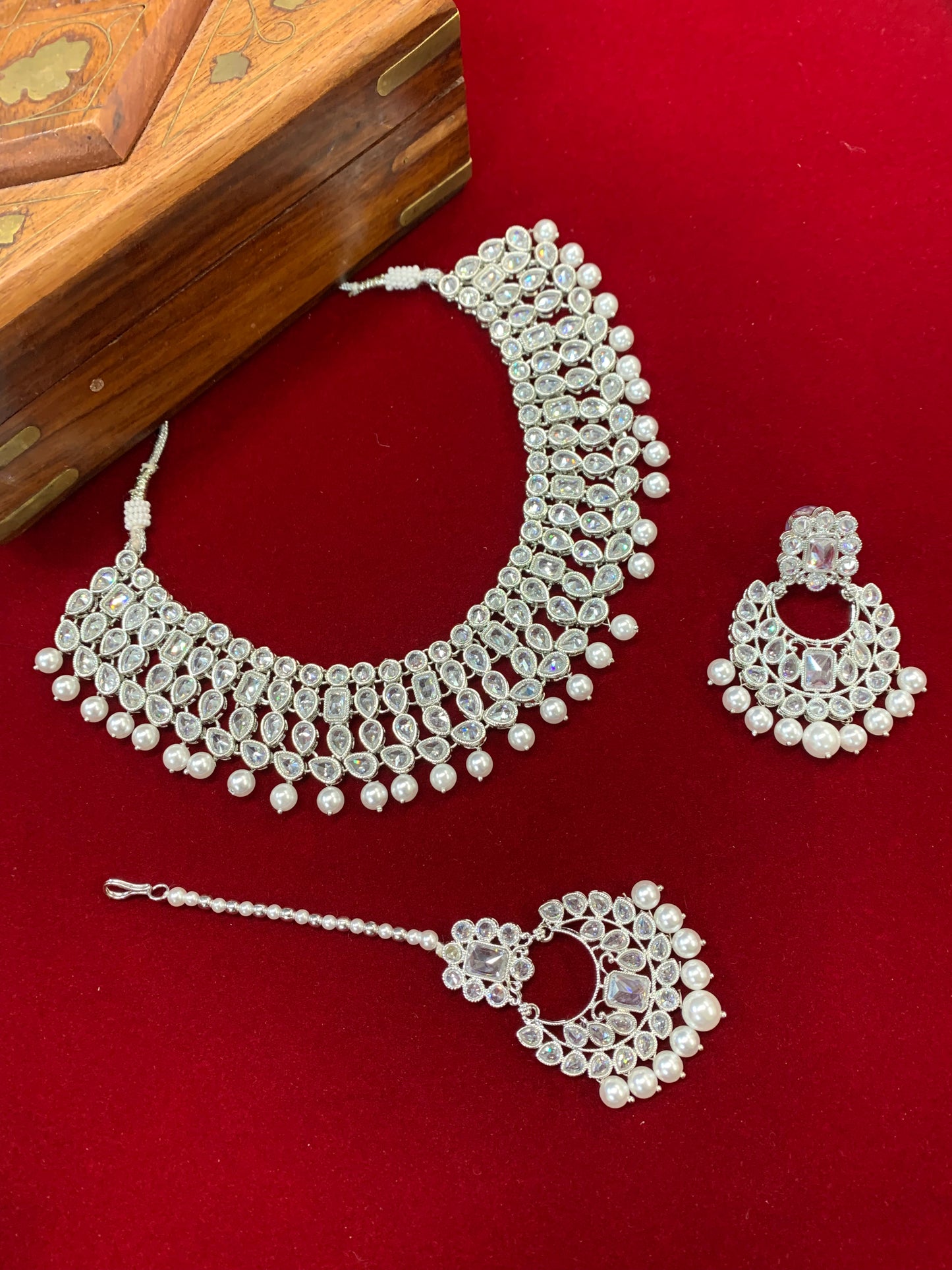 Kashi polki necklace in silver
