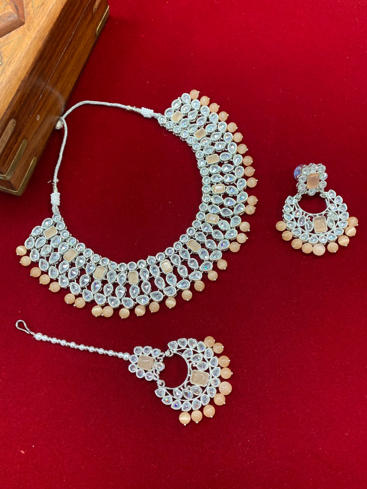 Kashi polki necklace in silver