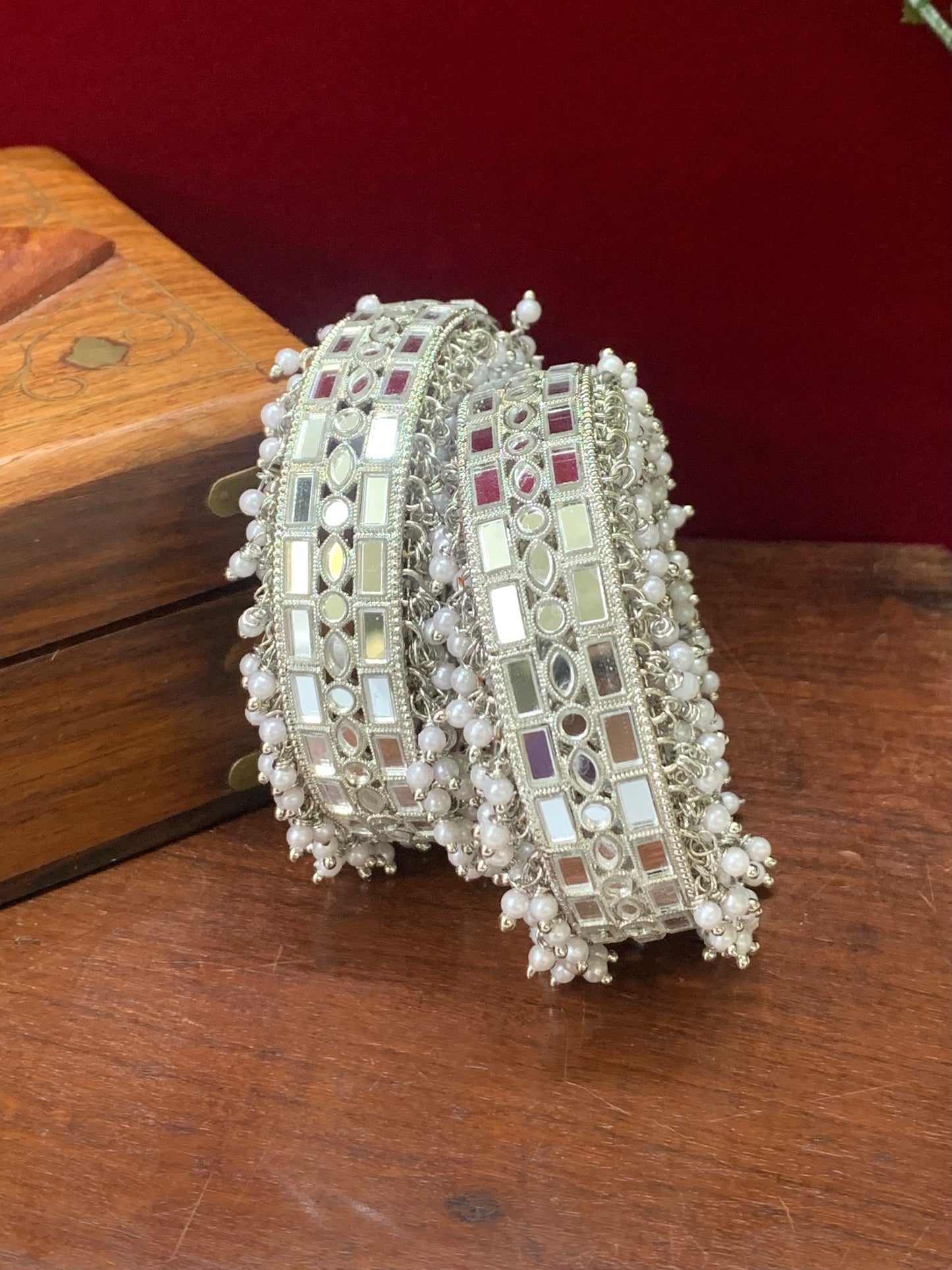 Moni mirror kundan bangle with pearl in silver