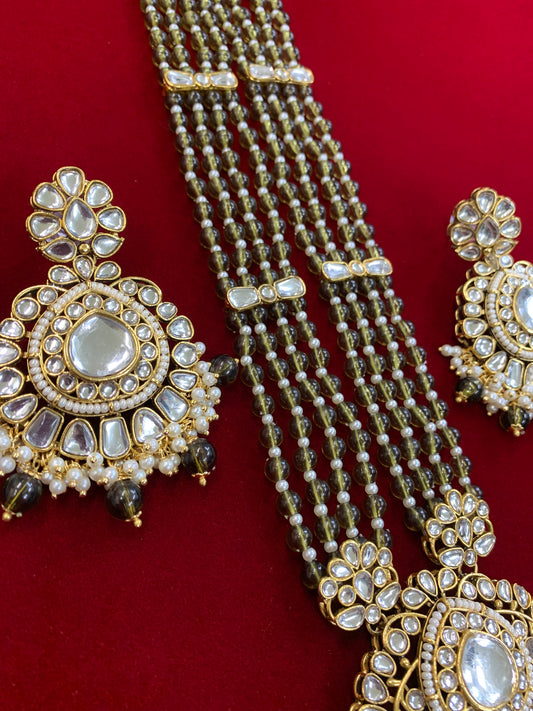 Gandhari kundan maps set in olive green