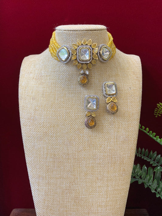 Uncut kundan choker in pastel yellow
