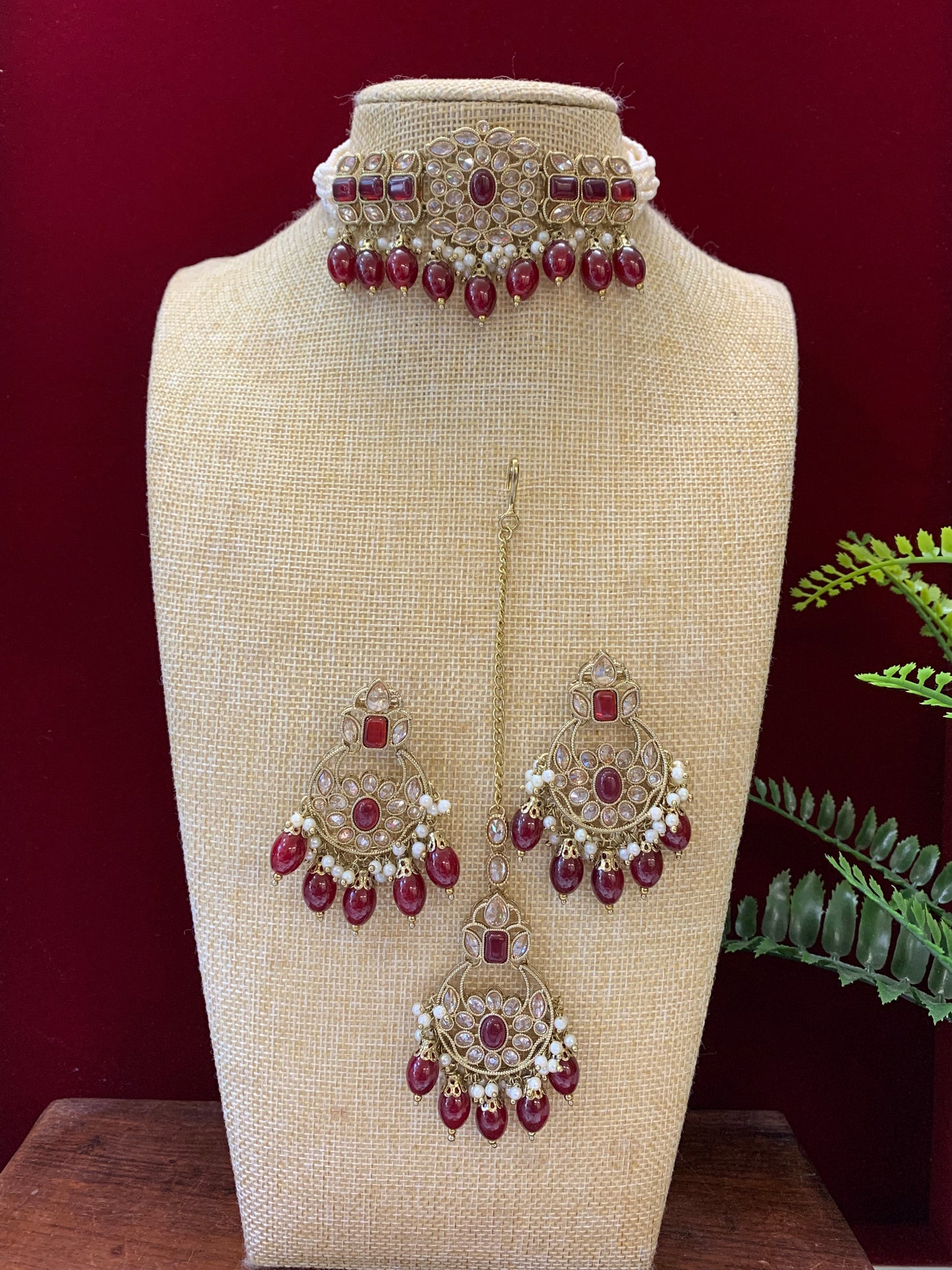 Reverse polki choker set with matching Tikka and chandbali earring