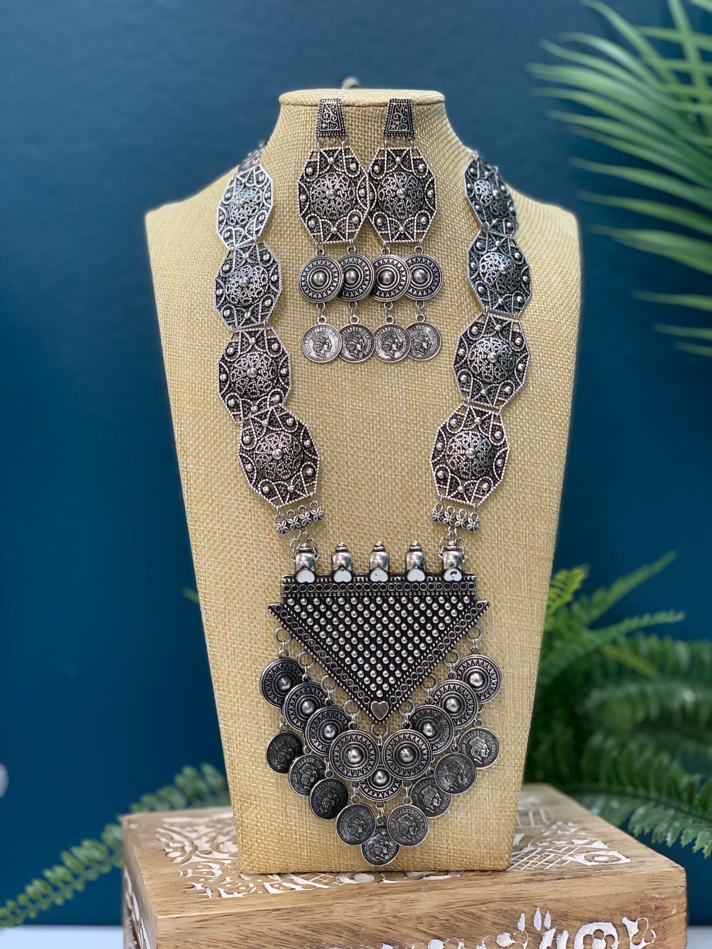 Black metal oxi german silver mala with earring