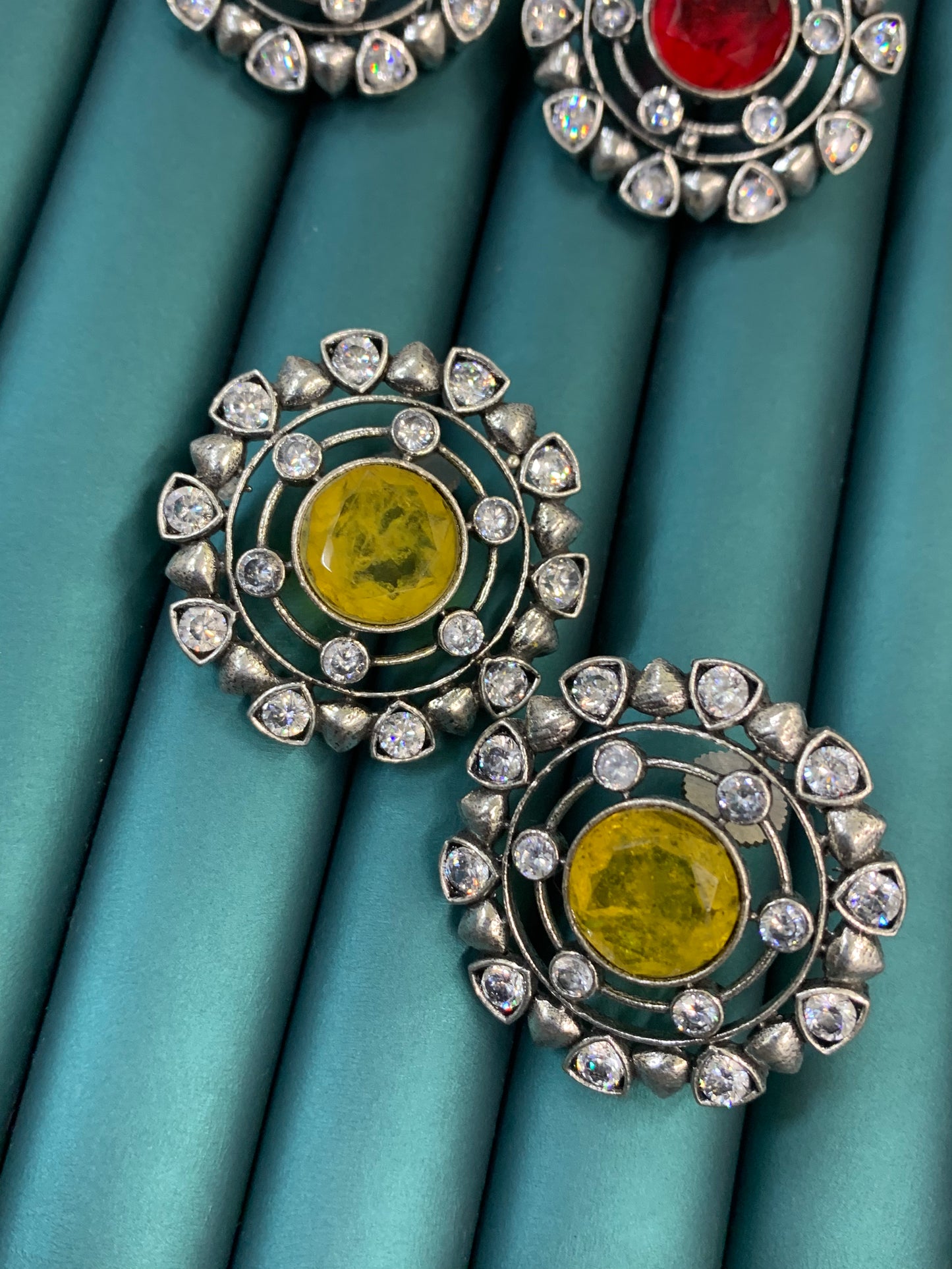 Replica oxi stud earring/tops