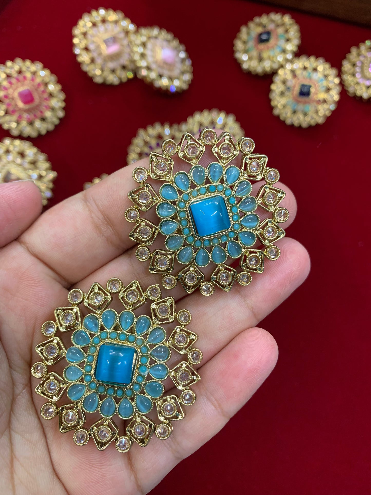 Reverse Polki stud Ahil with monalisa stone