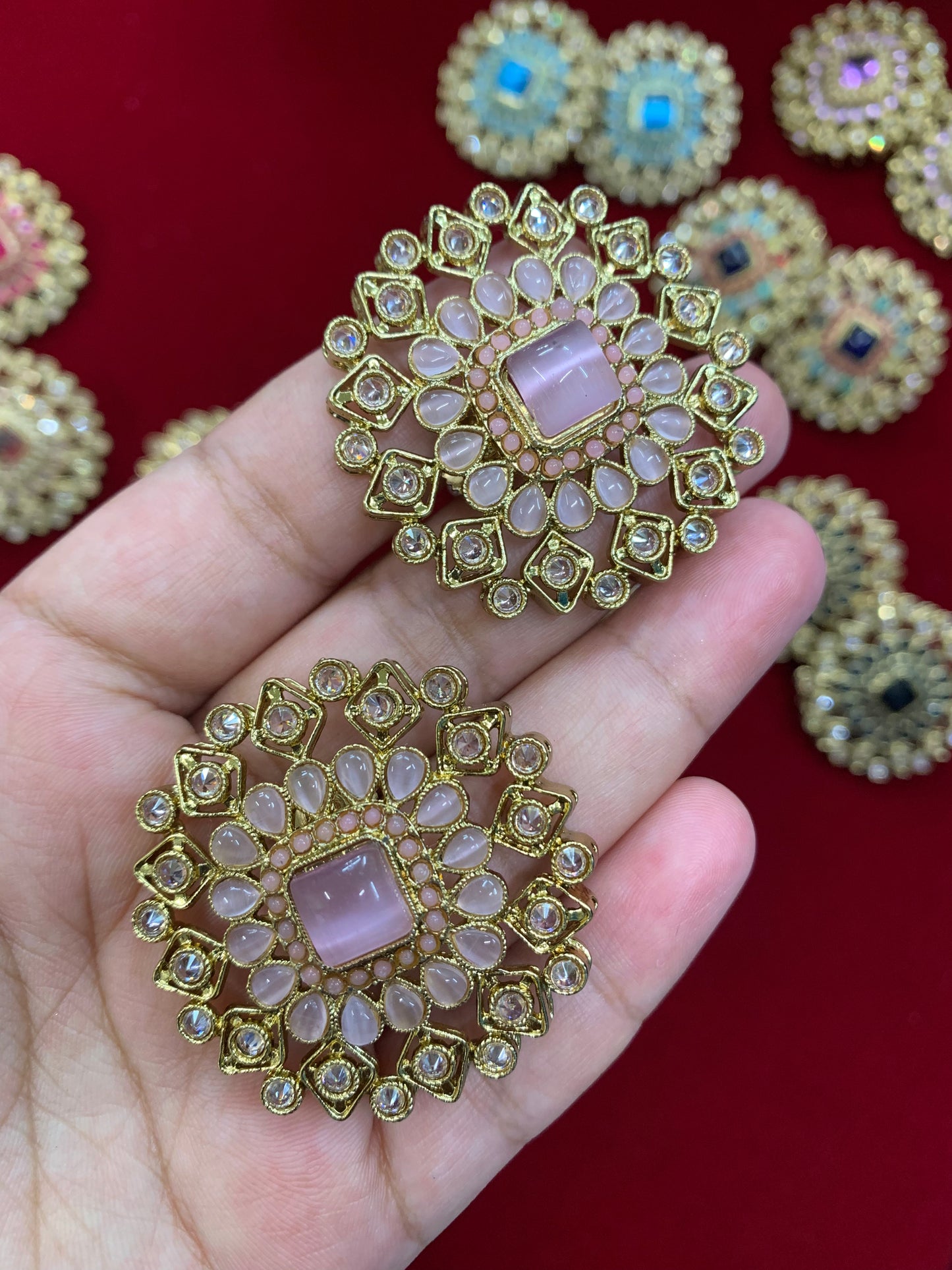 Reverse Polki stud Ahil with monalisa stone