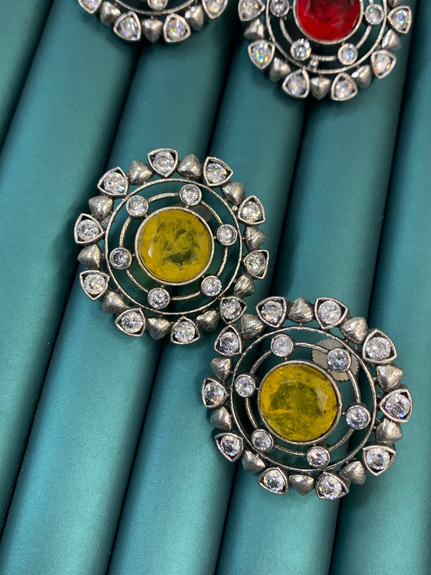 Replica oxi stud earring/tops