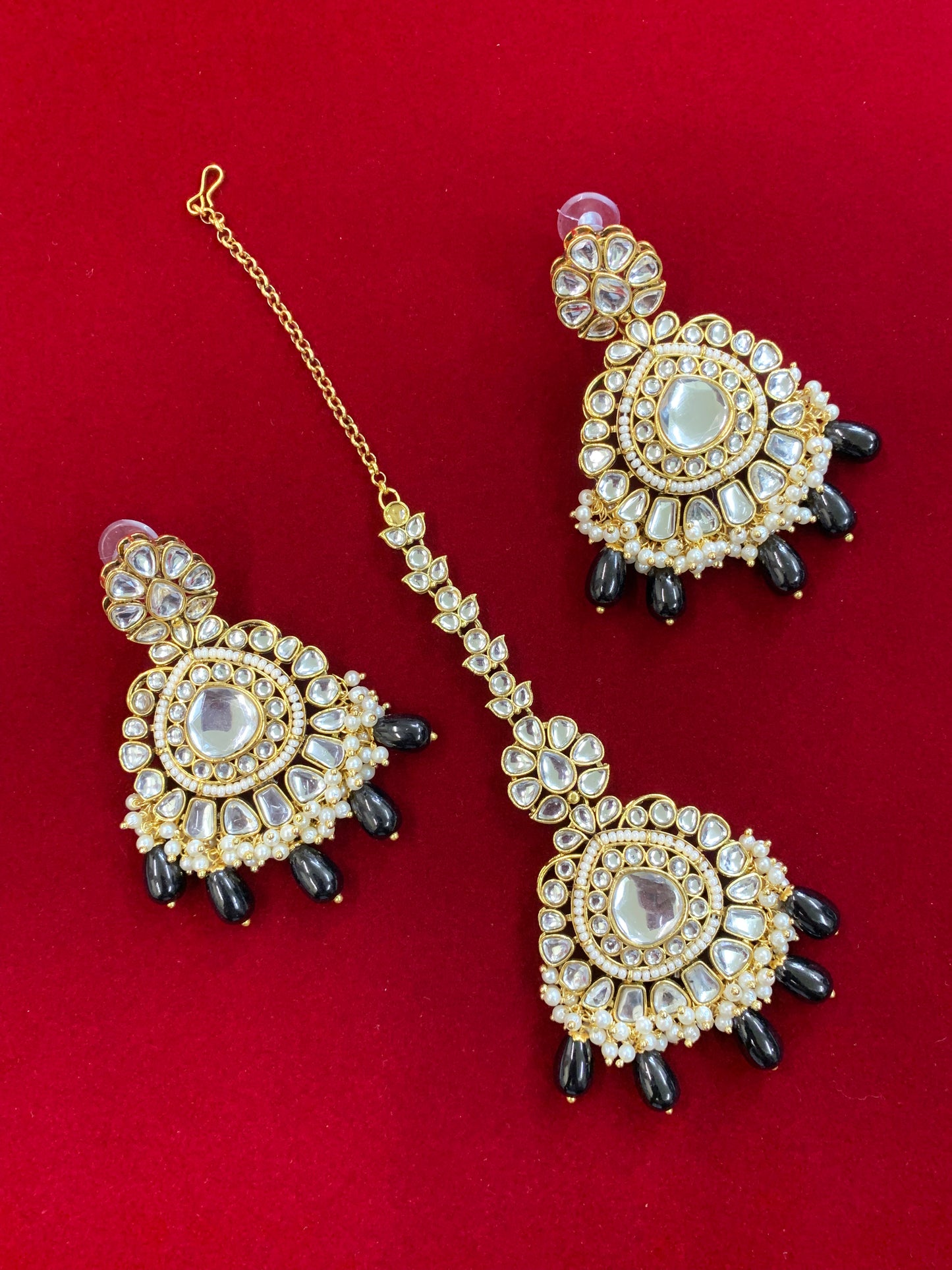 Gandhari kundan maps set in black