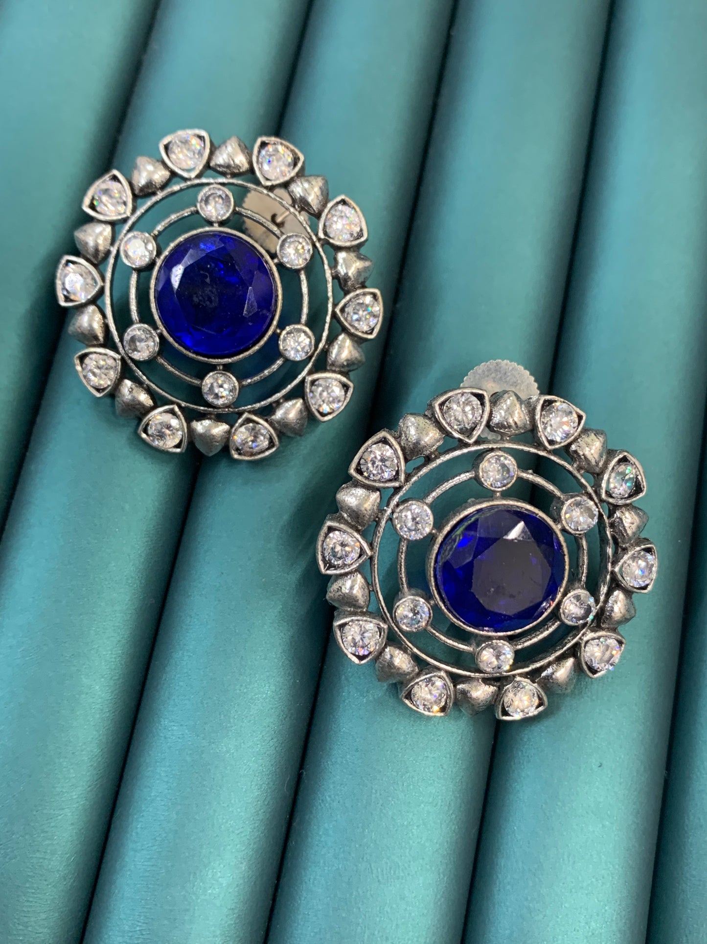 Replica oxi stud earring/tops