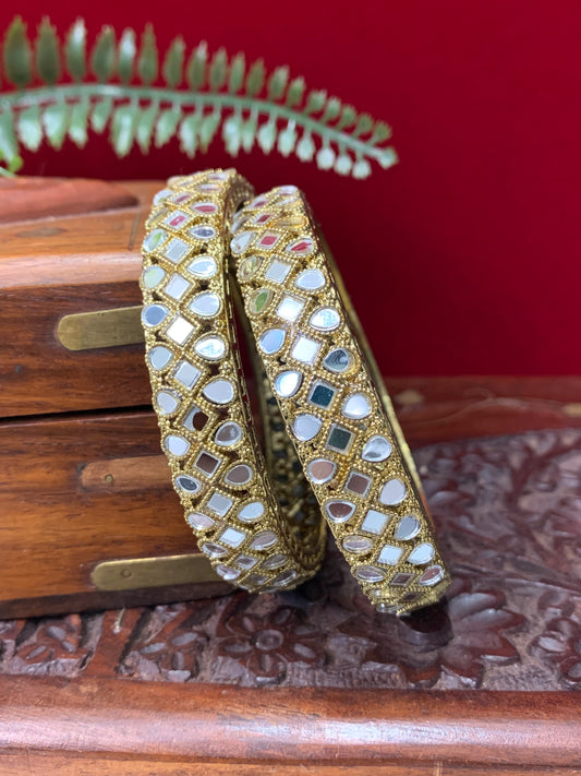 Mirror bangles / pachili kada