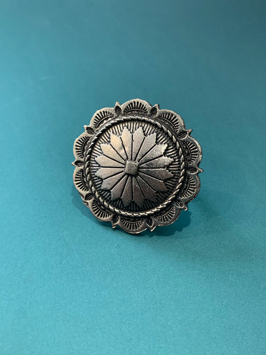 Black metal oxi ring