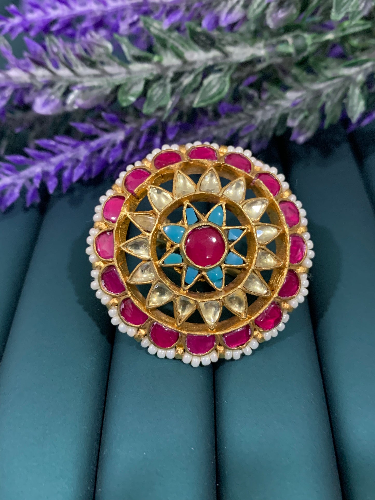 Madhabi pachi kundan ring