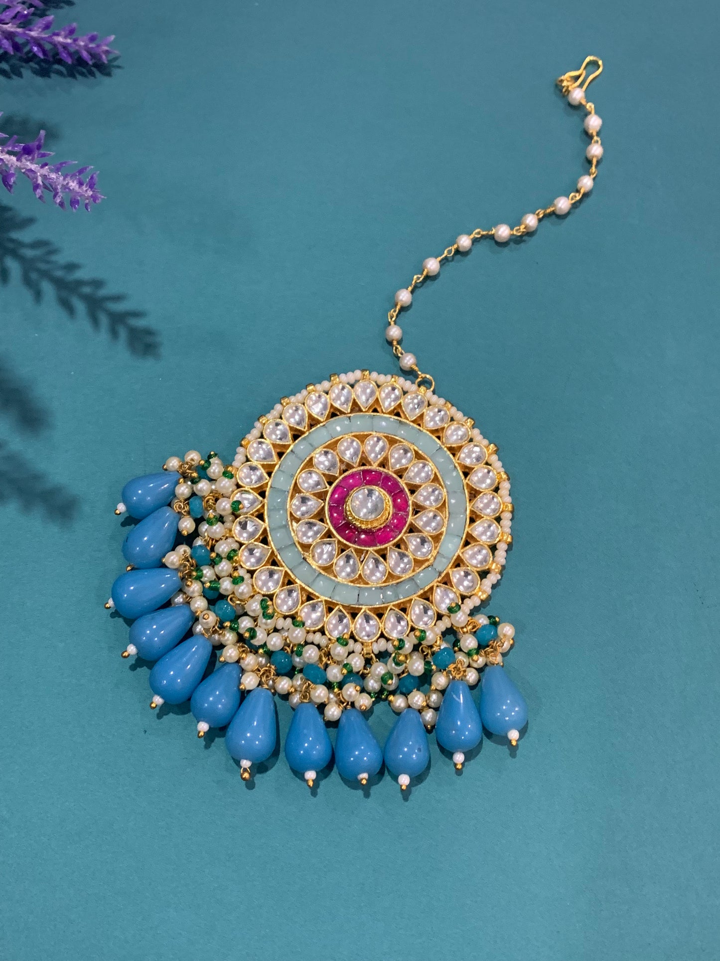 Over size Kundan tikka gold / mint