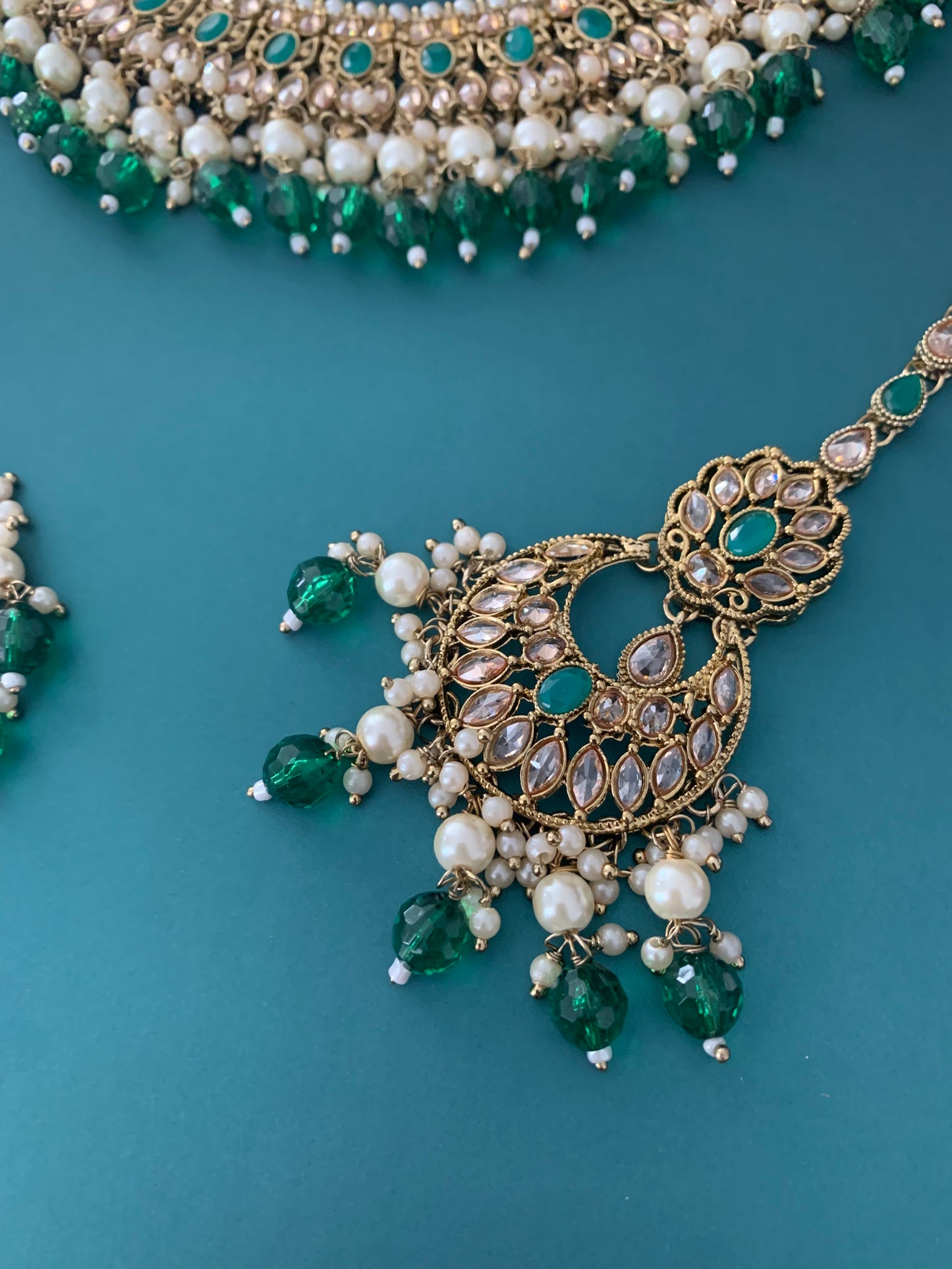Khusboo polki necklace in teal & emerald green