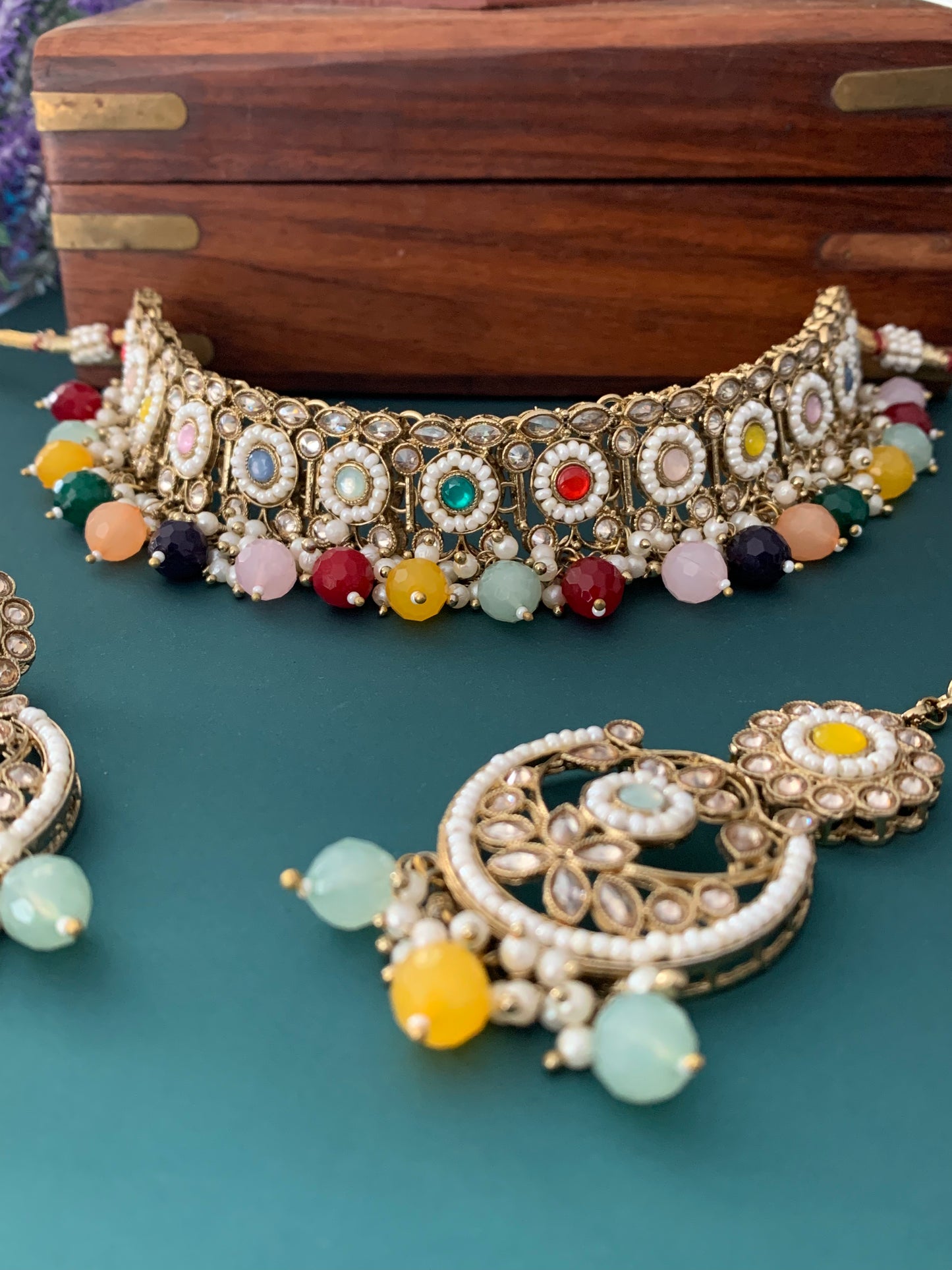 Hanna polki choker and chandbali