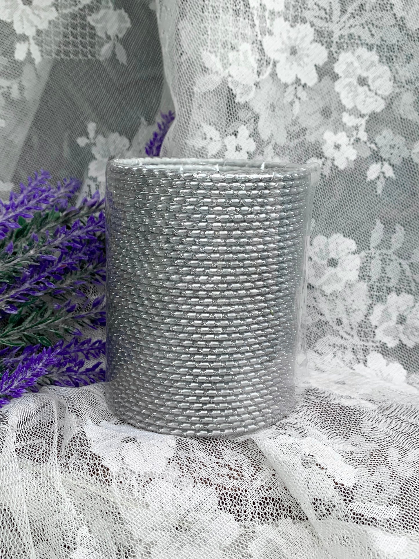 Glitter dotted silver bangle