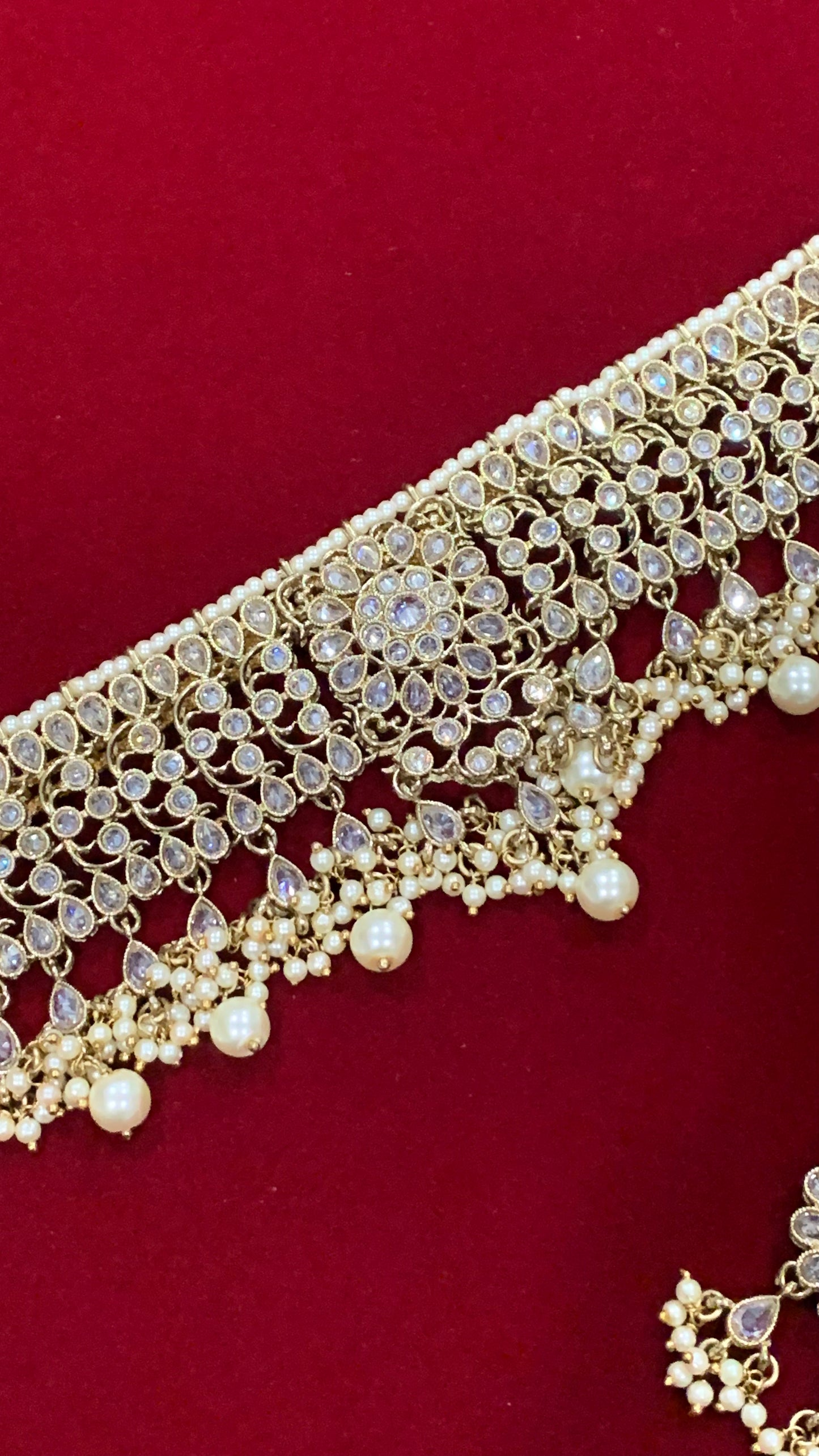 Reverse polki choker tuli